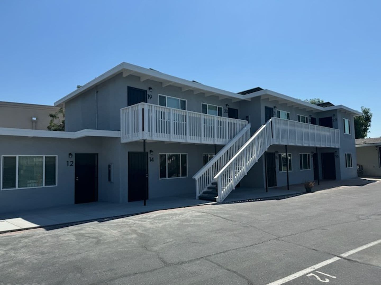 Fullerton Apartment: 1840 W Orangethorpe Ave