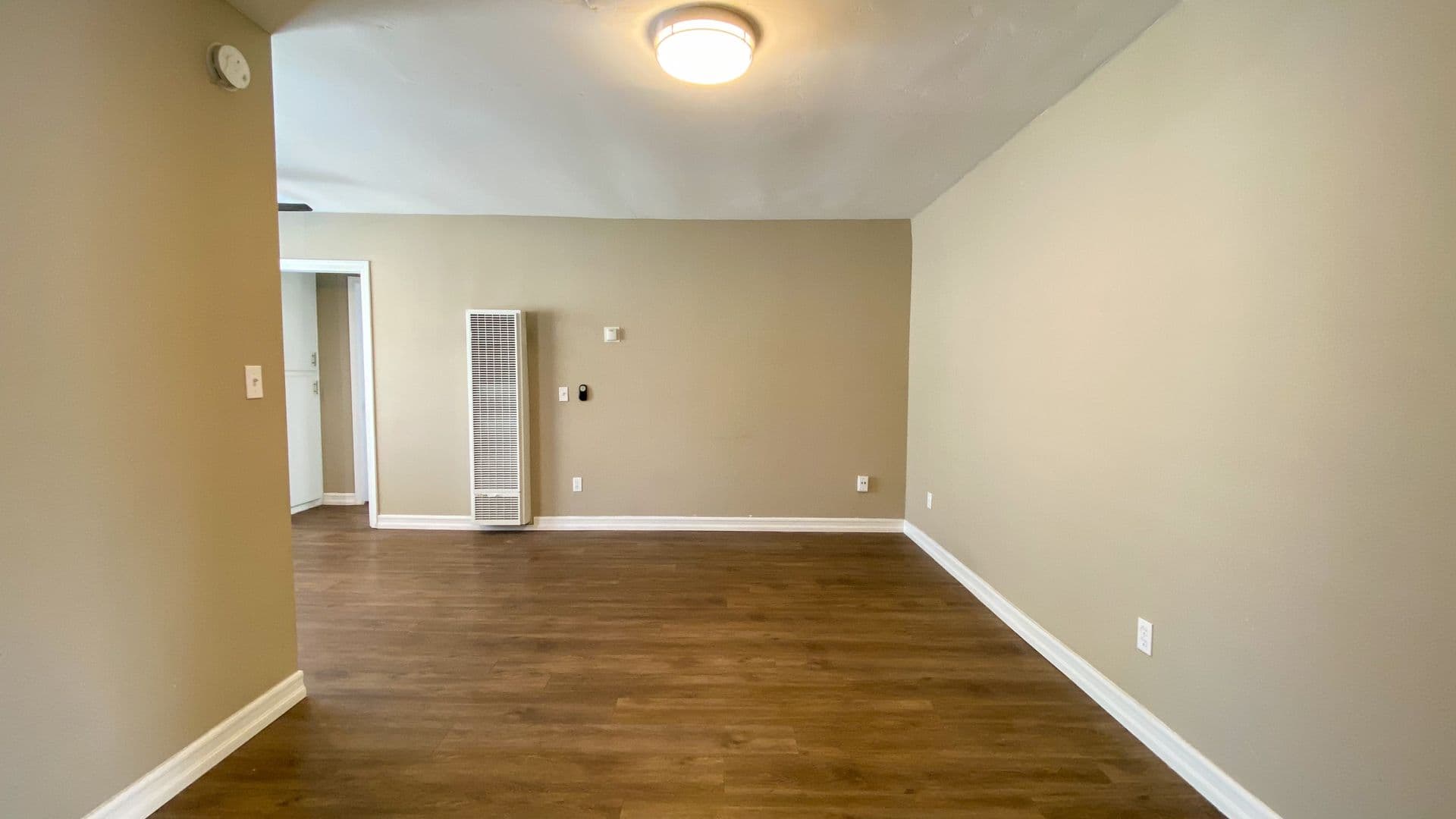 San Diego Apartment: 3859 46th Street