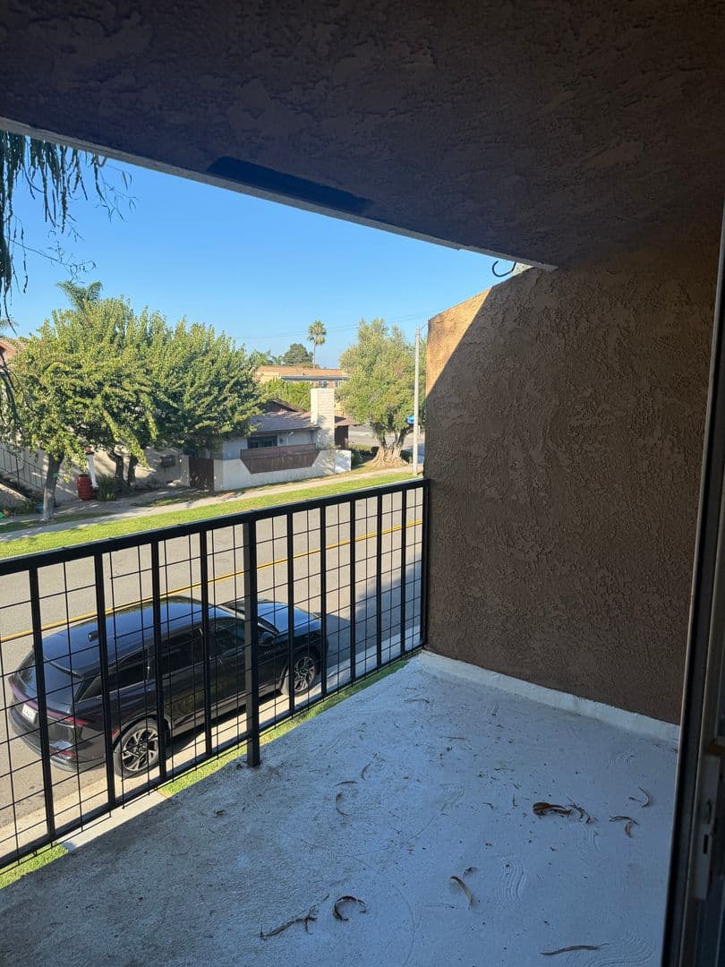 Huntington Beach Apartment: 16861 Green Ln