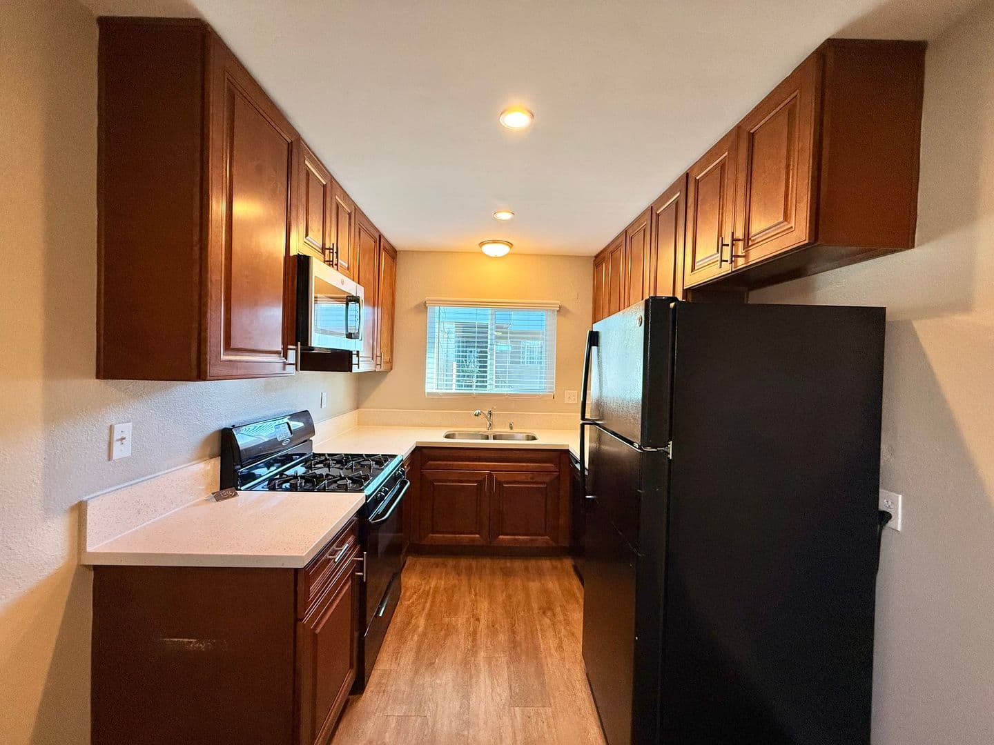 San Diego Apartment: 3877 46th Street