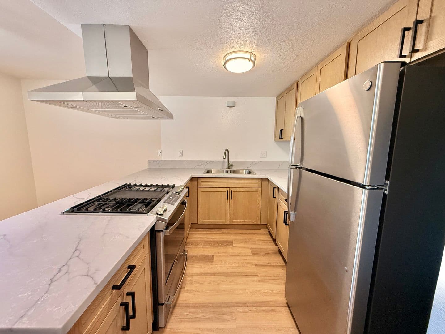 Imperial Beach Apartment: 1300 Holly Avenue