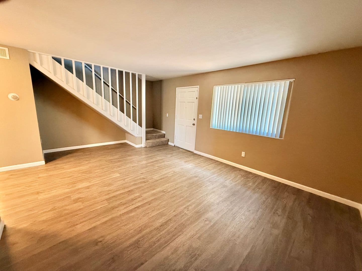 Imperial Beach Apartment: 1300 Holly Avenue
