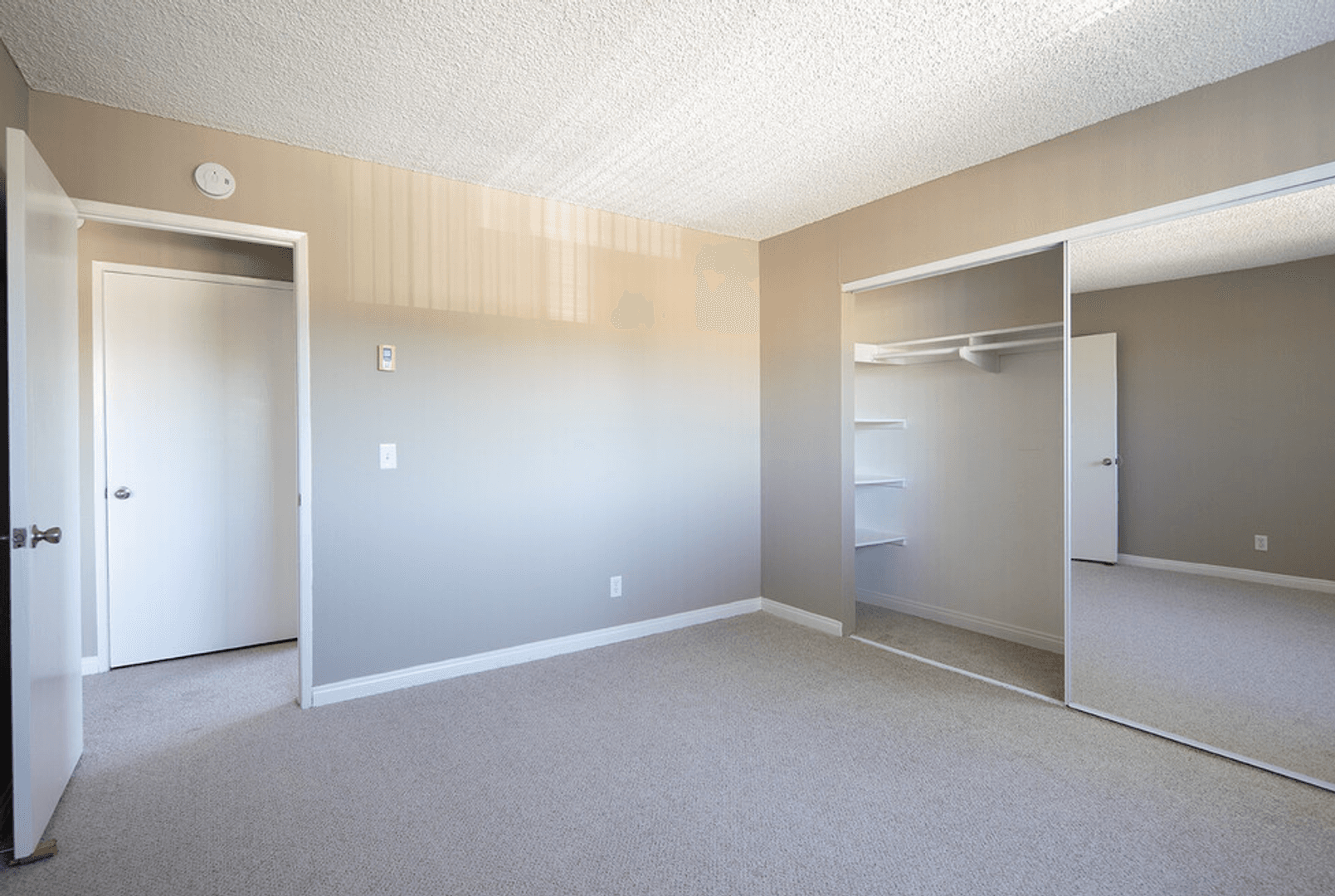 San Diego Apartment: 1435 Elder Ave
