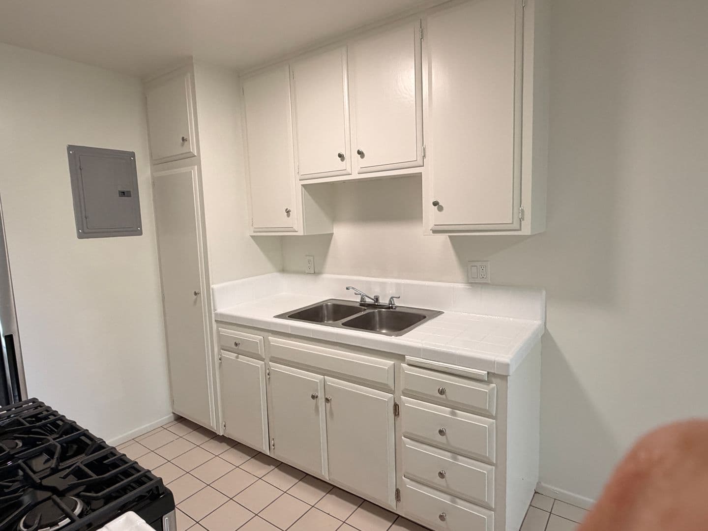 Garden Grove Apartment: 13200 Casa Linda Ln
