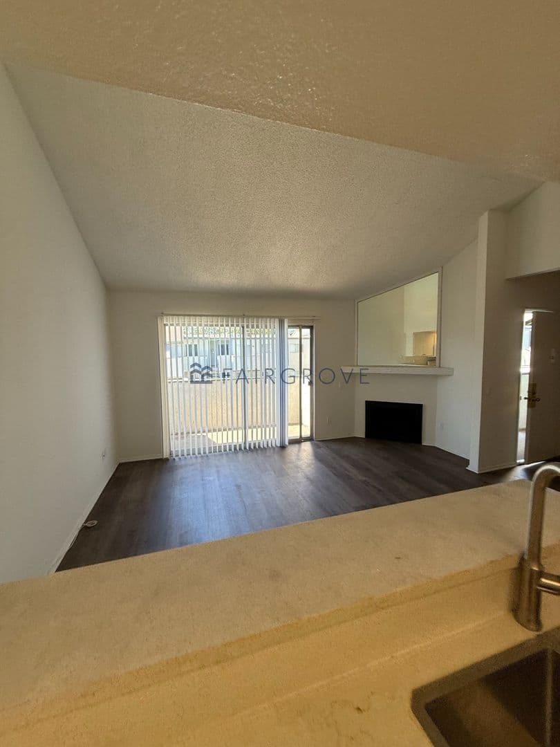 Upland Apartment: 330 Amber Ct