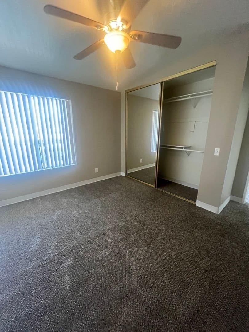 Hemet Apartment: 190 S Yale St - 27