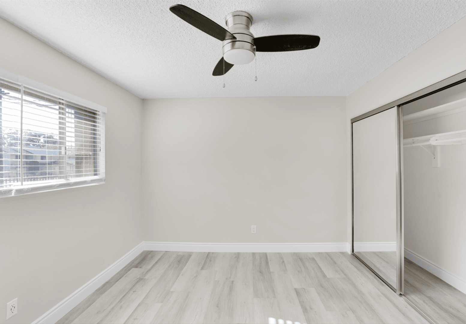 Azusa Apartment: 1345 N San Gabriel Ave