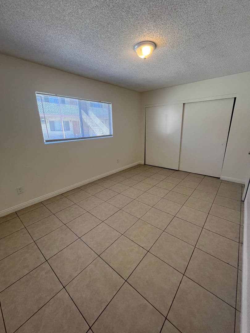 Moreno Valley Apartment: 24271 Webster Ave
