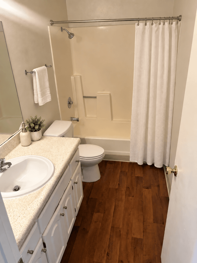 El Cajon Apartment: 420-470 Jamacha Road