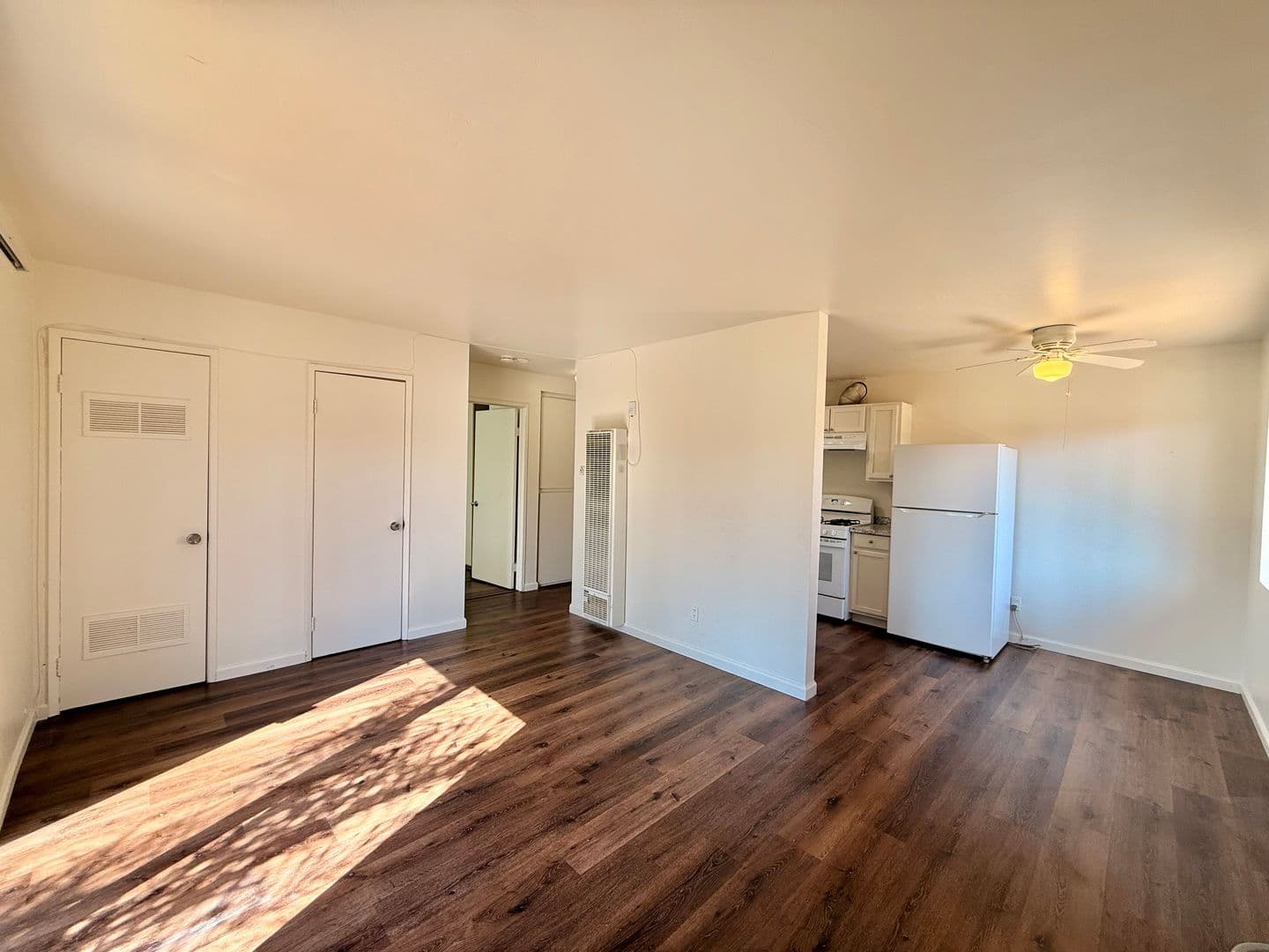 Oceanside Apartment: 1346 Dubuque St