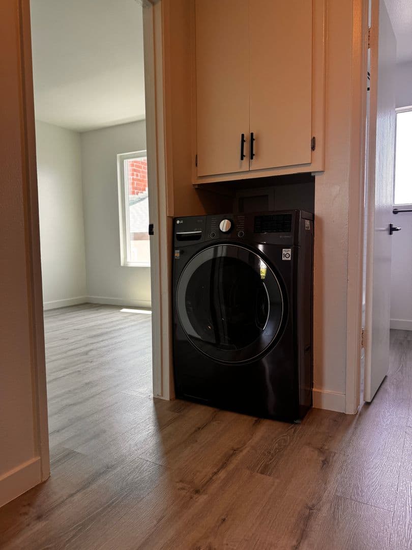 Huntington Beach Apartment: 7681 Ellis Ave