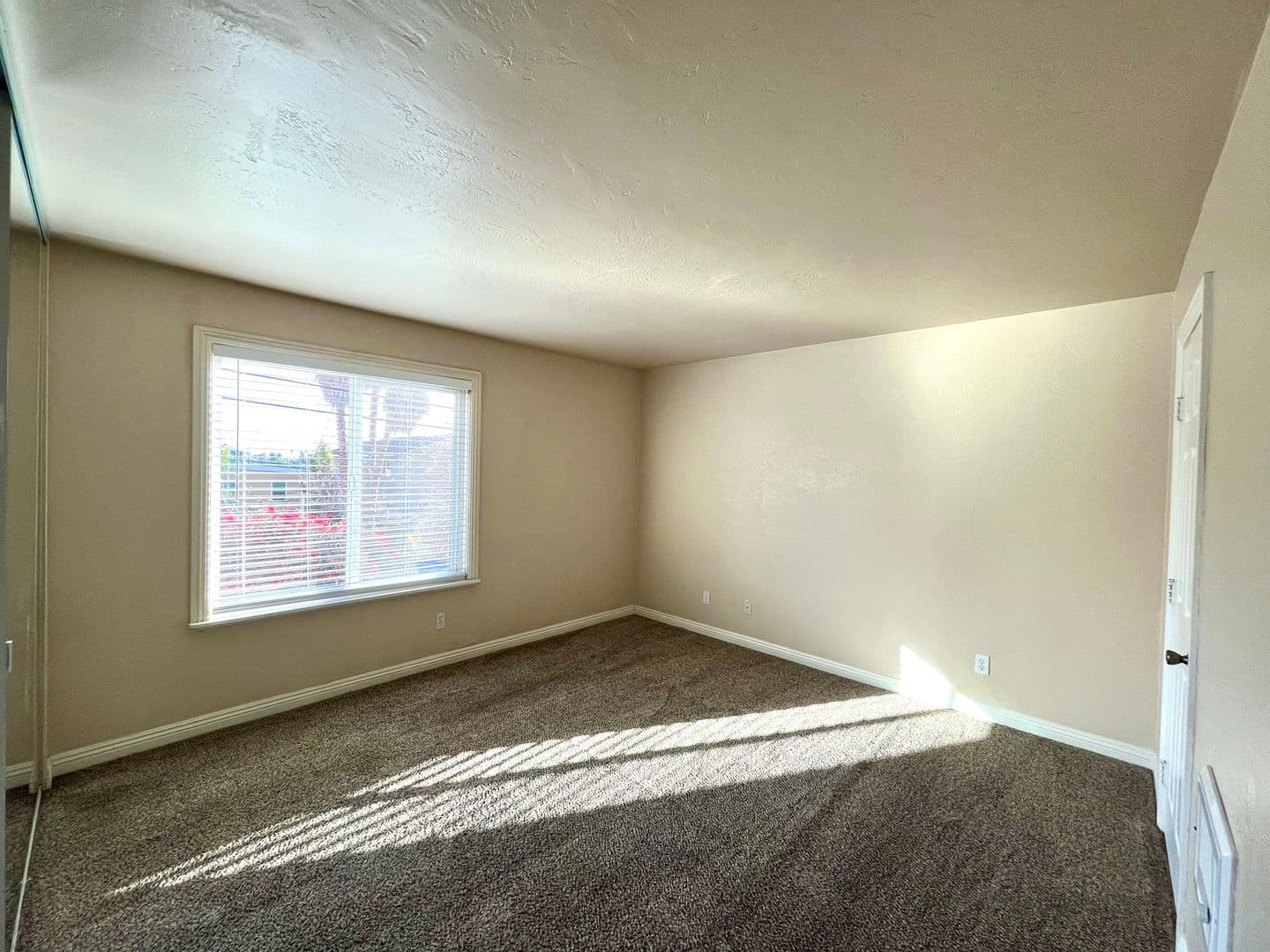San Diego Condo: 7003 Saranac St - 109