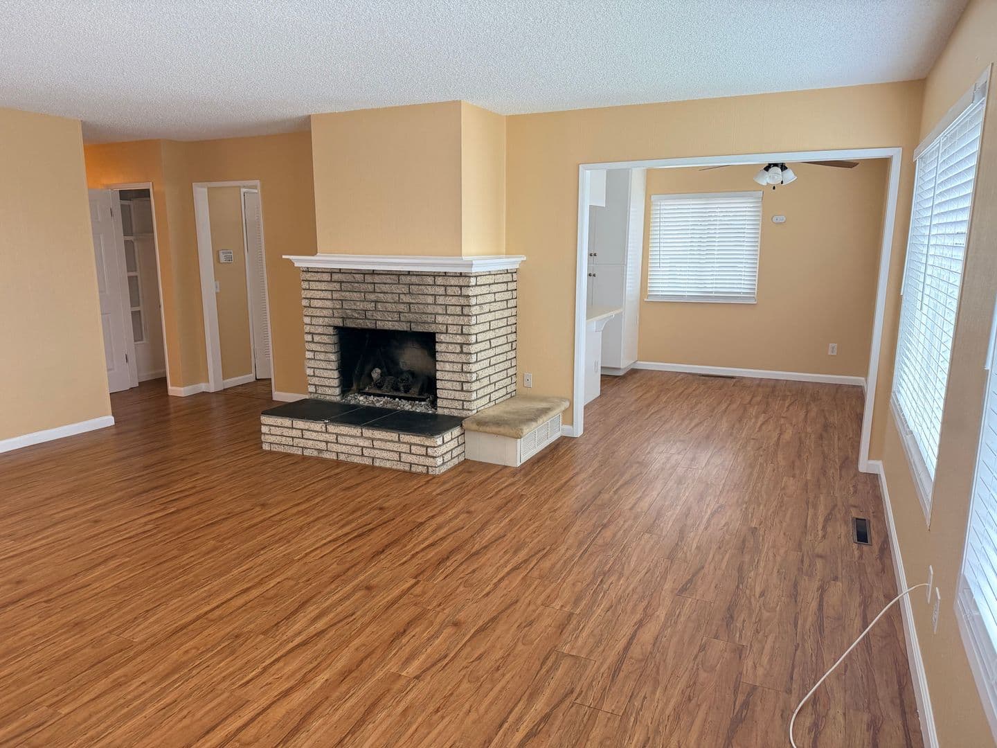 San Diego Apartment: 5847-5849 Mildred St