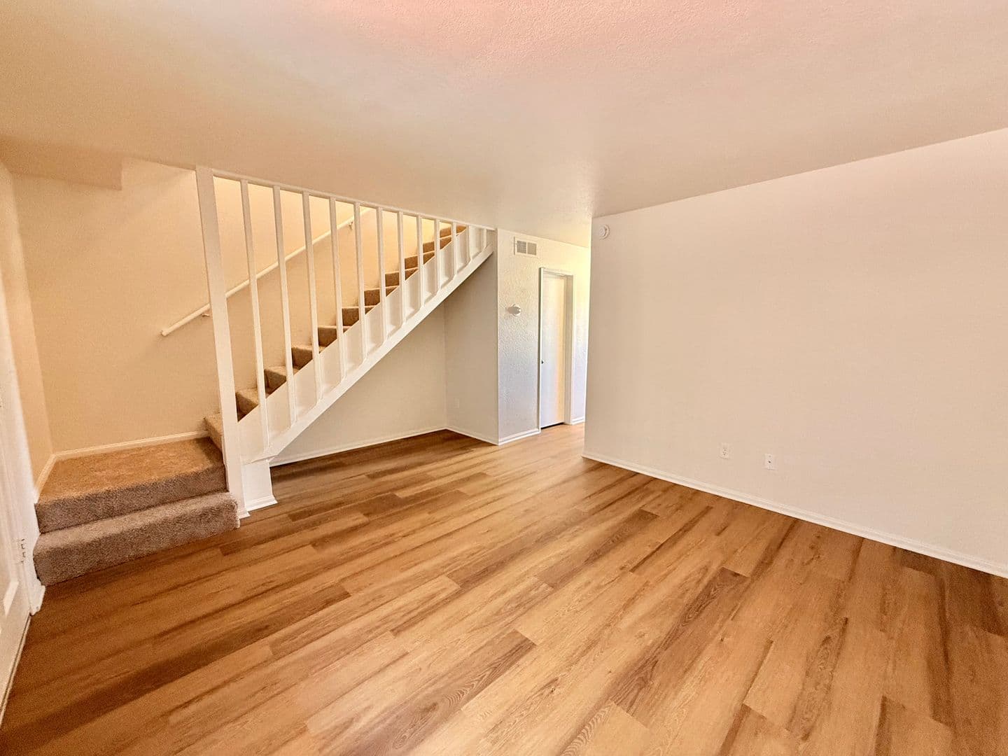 Imperial Beach Apartment: 1300 Holly Avenue