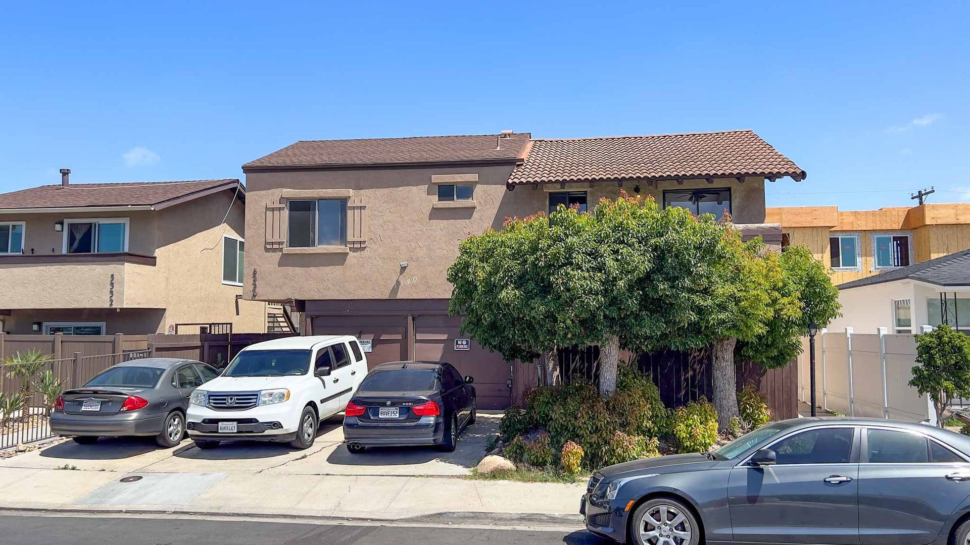 San Diego Apartment: 5340-5338 Wightman Street