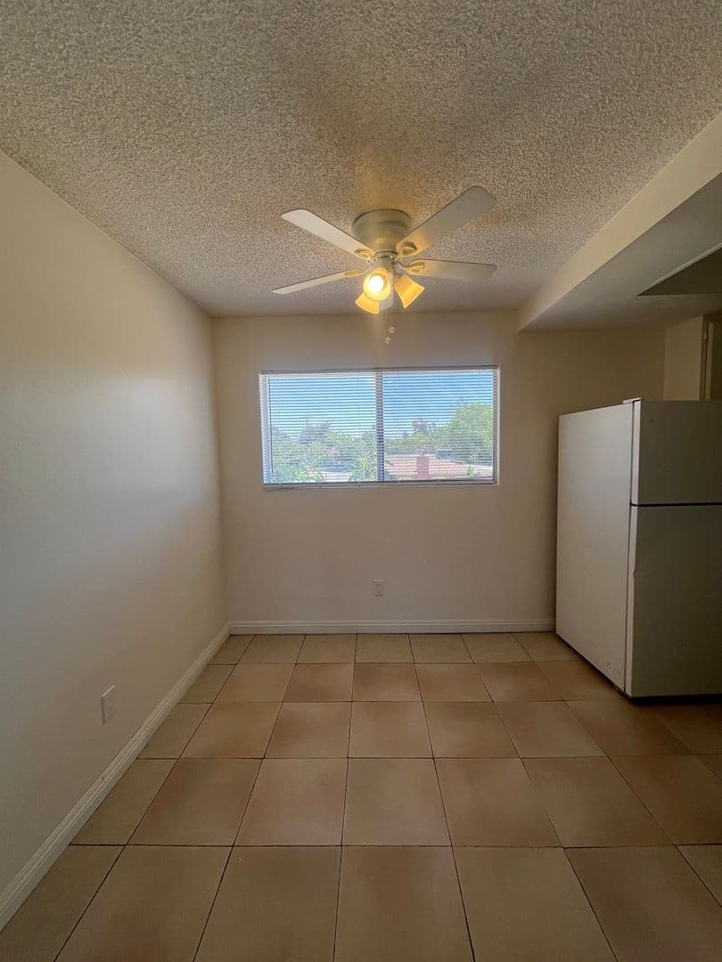 Moreno Valley Apartment: 24271 Webster Ave