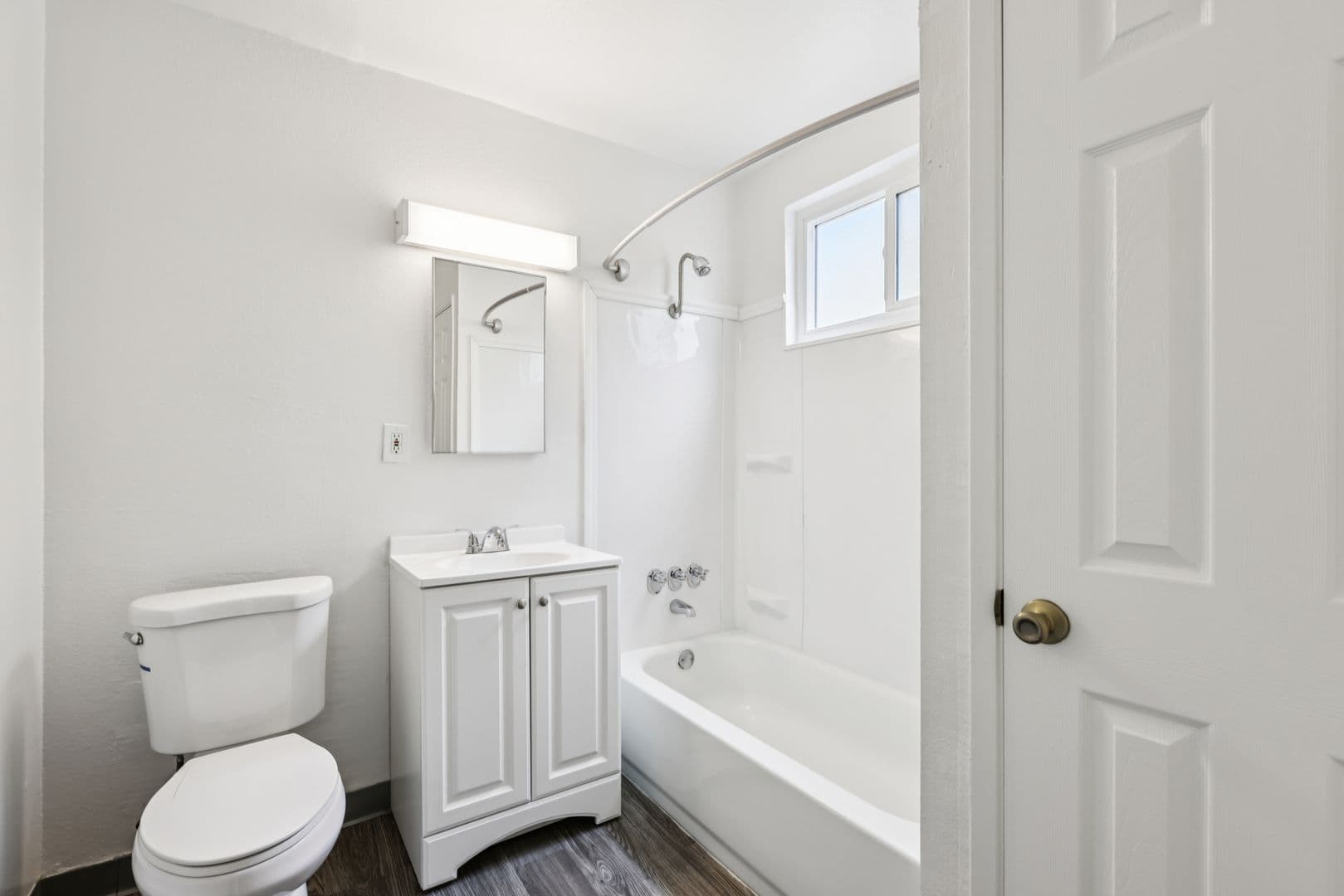 Anaheim Apartment: 145 S Westchester Dr