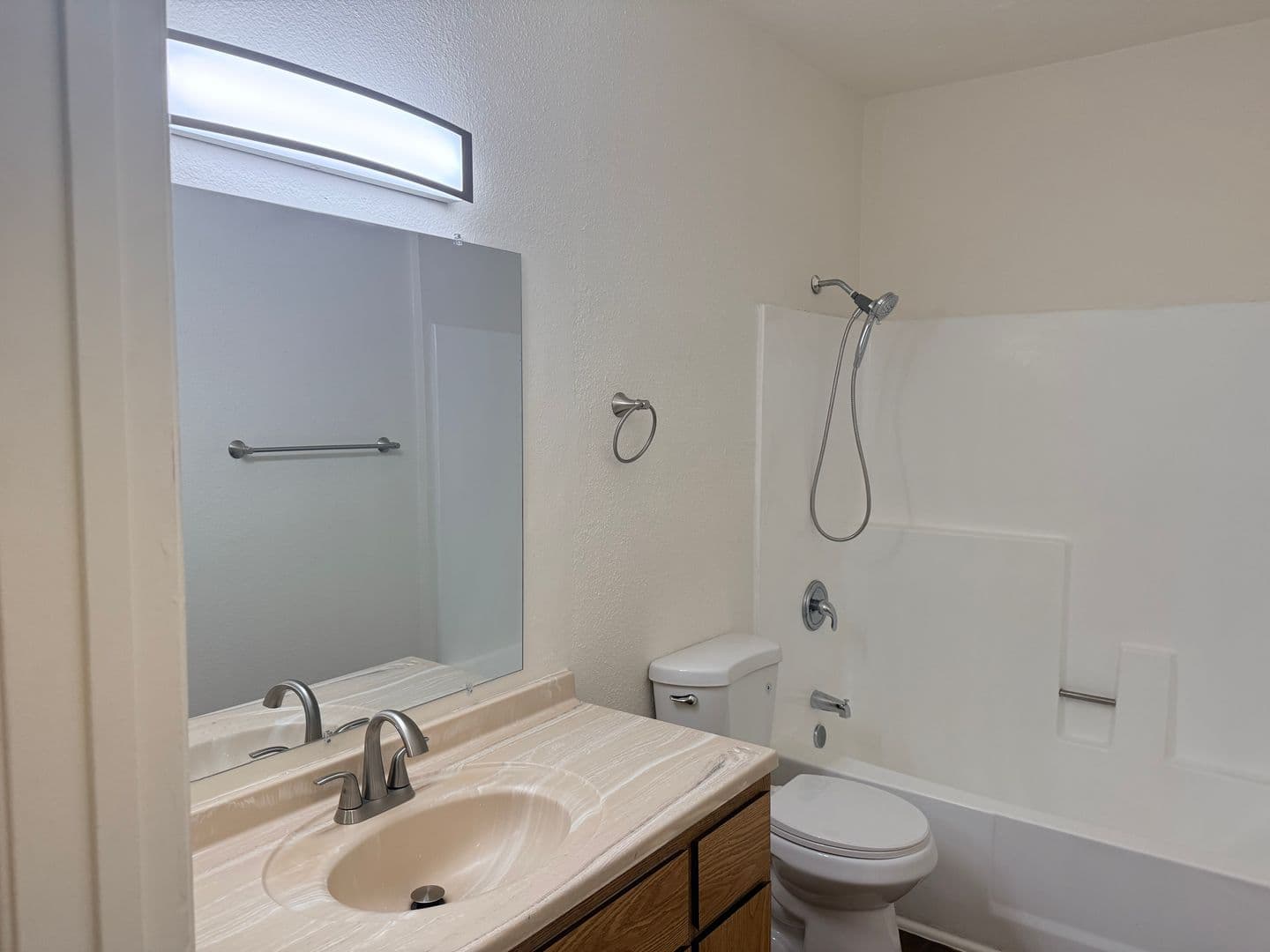 San Diego Apartment: 201-207, 314 Willie James Jones Ave