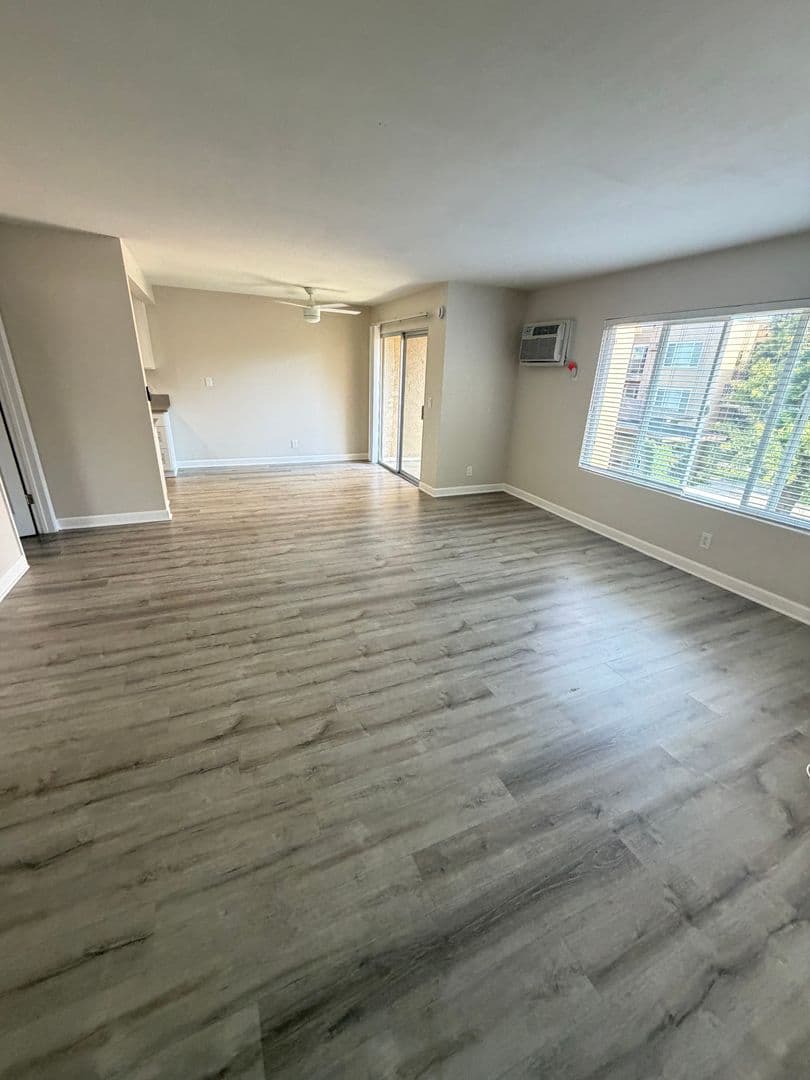 Buena Park Apartment: 7720 Crescent Ave
