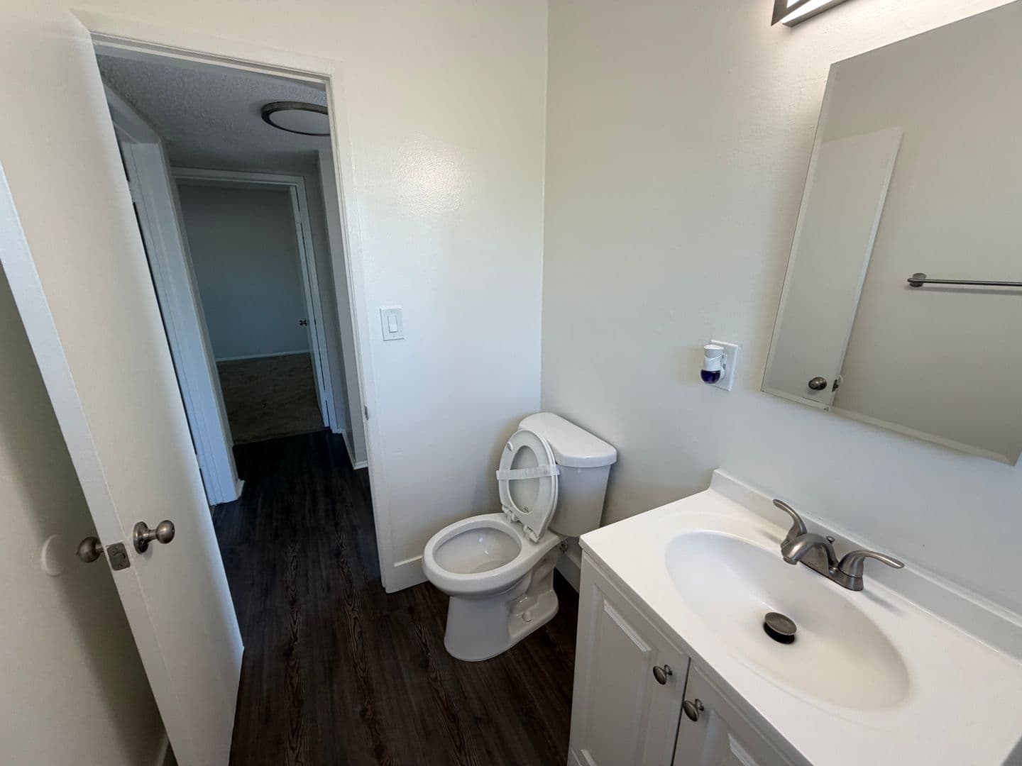 Anaheim Apartment: 1602-1608 W Juno Ave