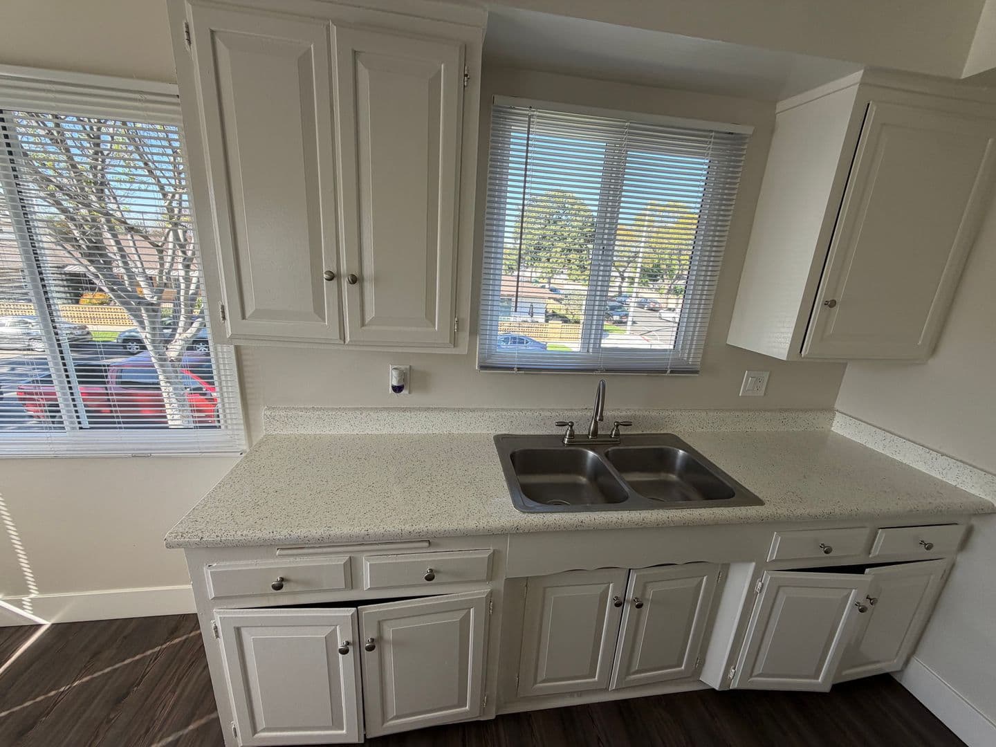 Anaheim Apartment: 1602-1608 W Juno Ave