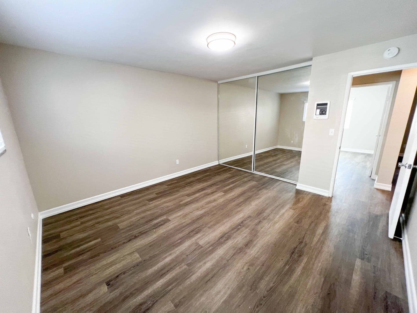 San Diego Apartment: 5340-5338 Wightman Street