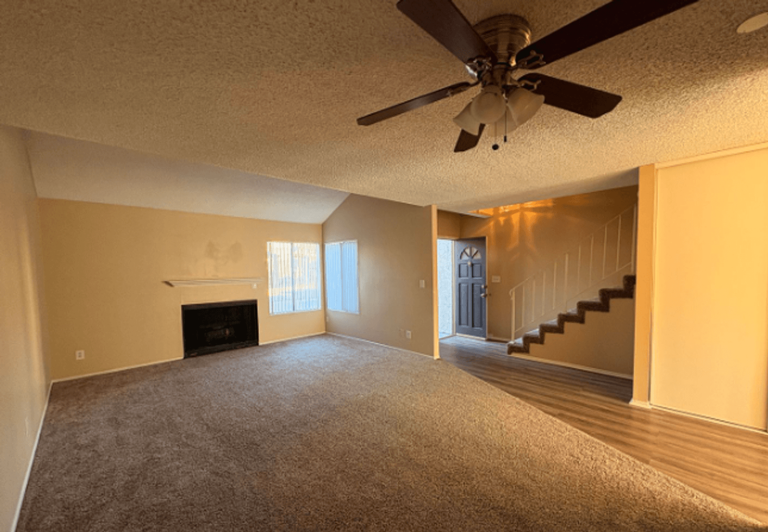 Glendora Apartment: 1330 E Foothill Blvd