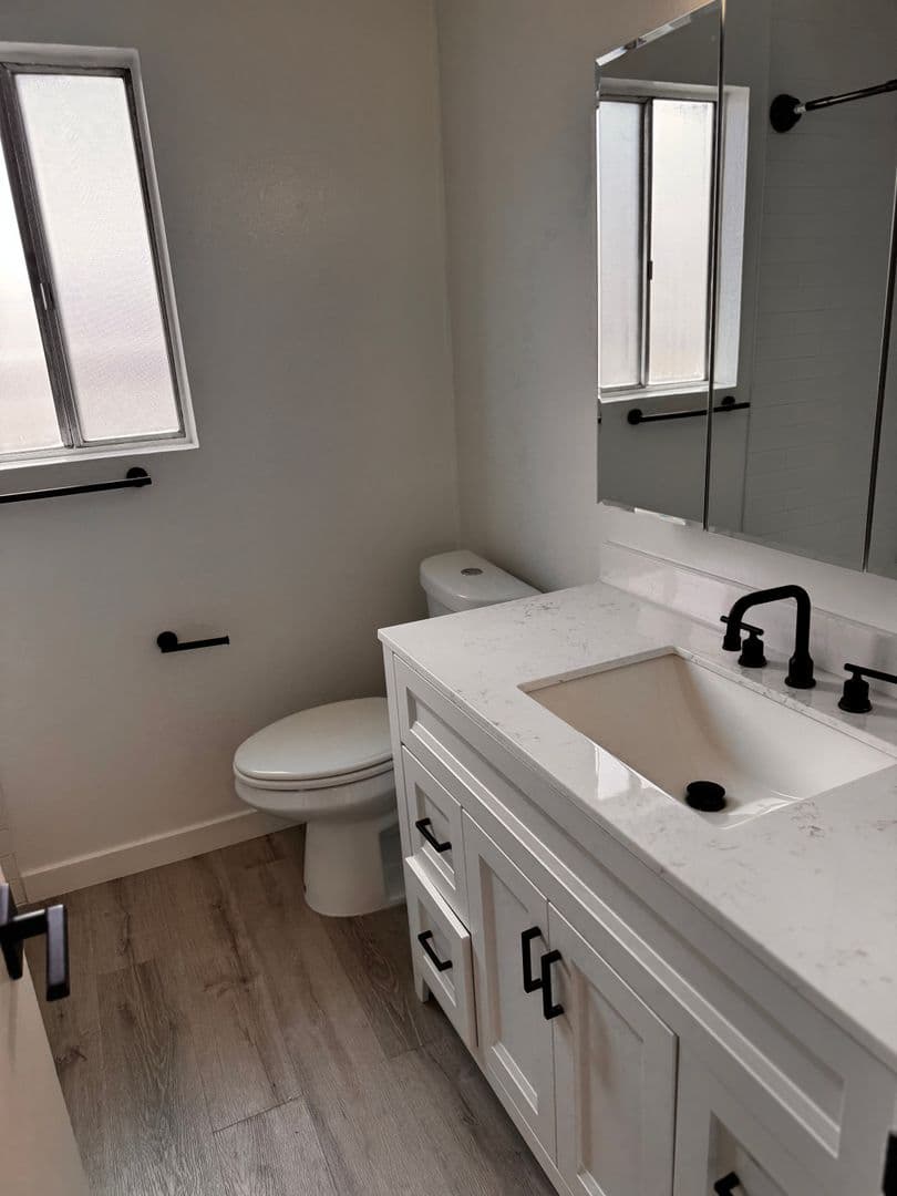 Huntington Beach Apartment: 7681 Ellis Ave
