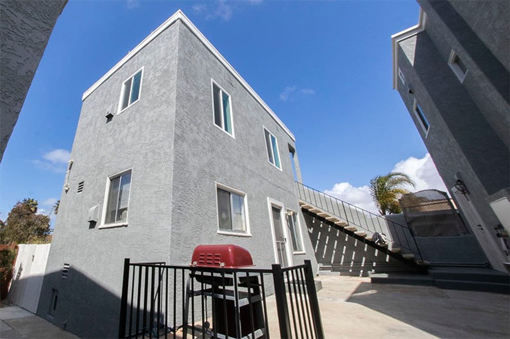 San Diego Apartment: 3218 Ollie Street - Unit F