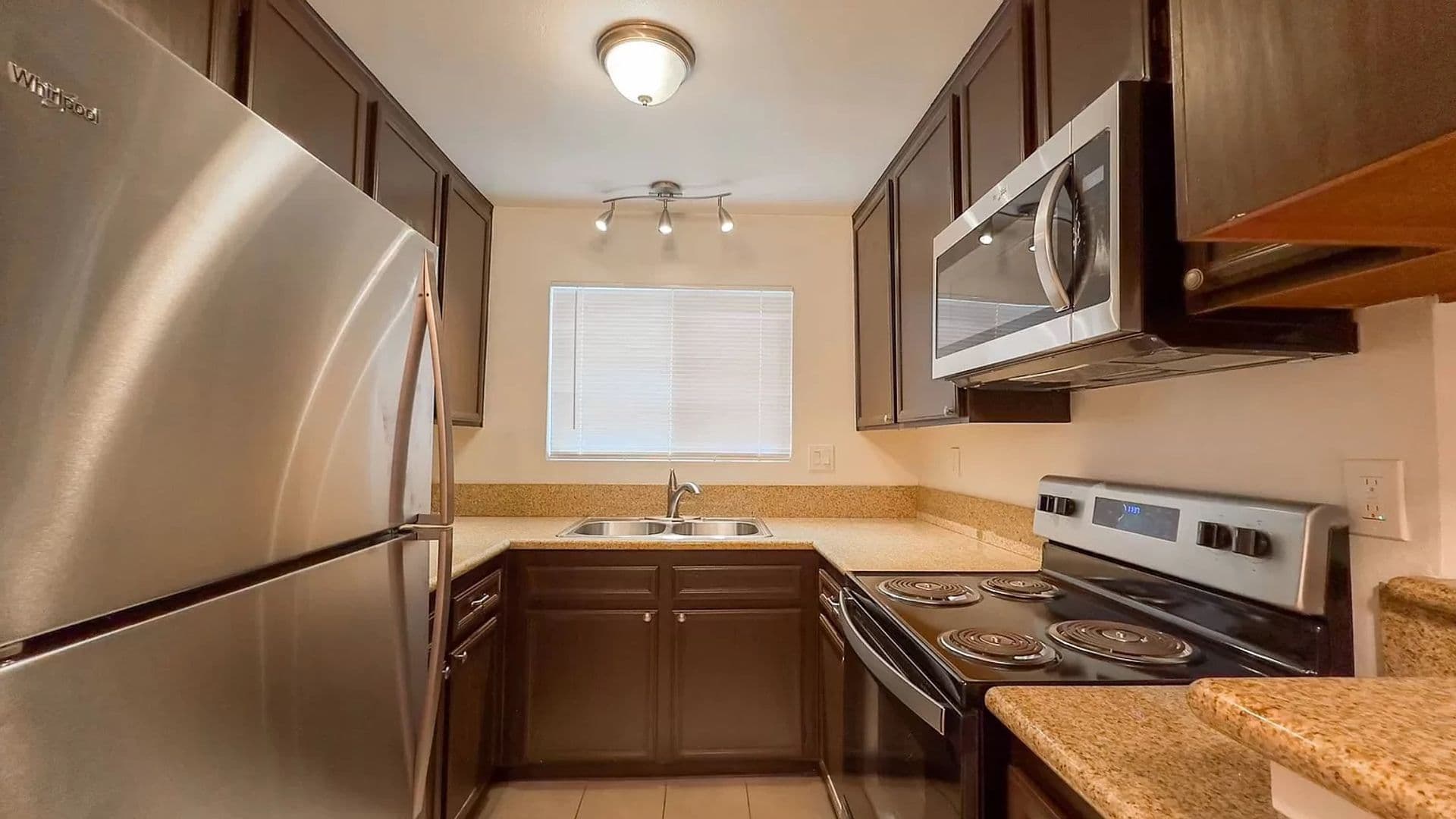 San Diego Apartment: 4170 Texas St - 03