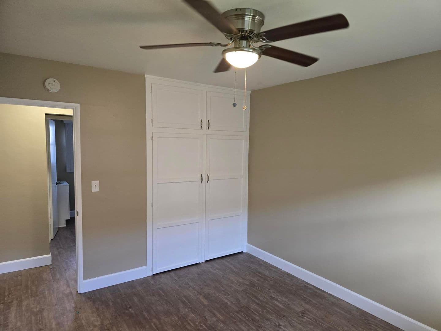 Santa Ana Apartment: 116 S  Orange Ave