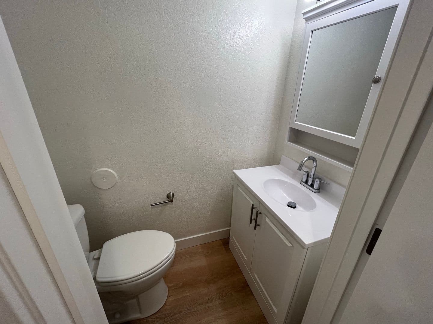 Costa Mesa Apartment: 2522 Elden Ave