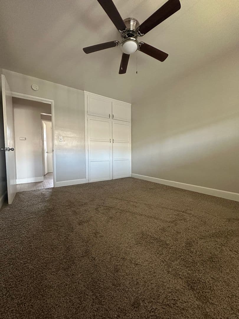Santa Ana Apartment: 116 S  Orange Ave