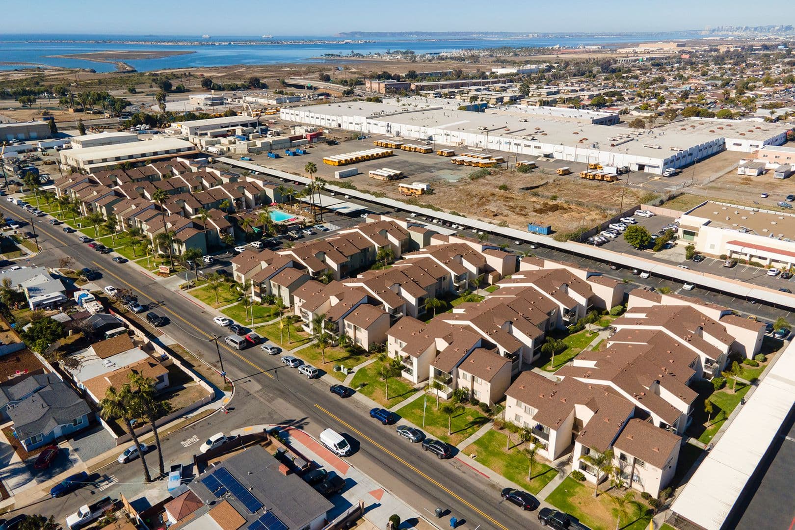 Chula Vista Apartment: 652 Moss St