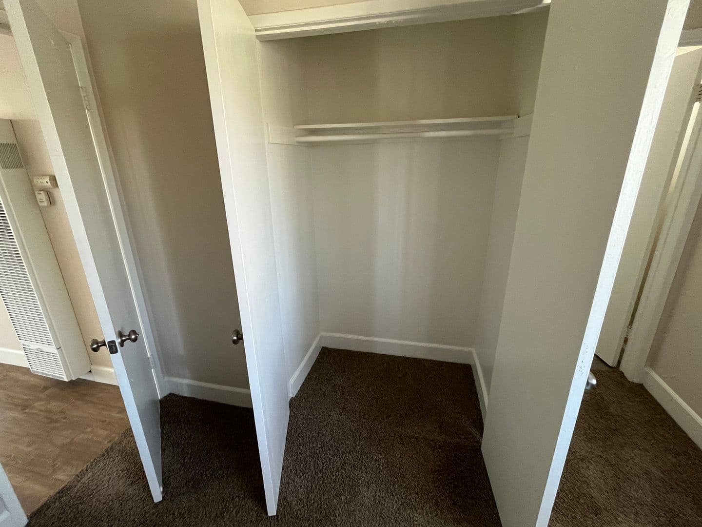 Anaheim Apartment: 119-135 S Fahrion Pl