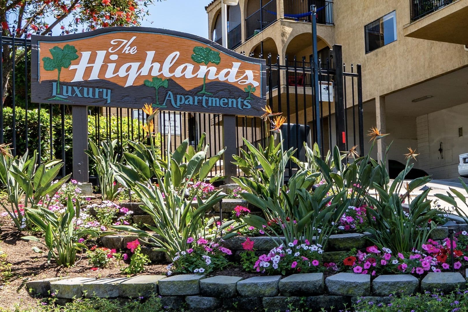 La Mesa Apartment: 8603-8633 Lemon Ave.