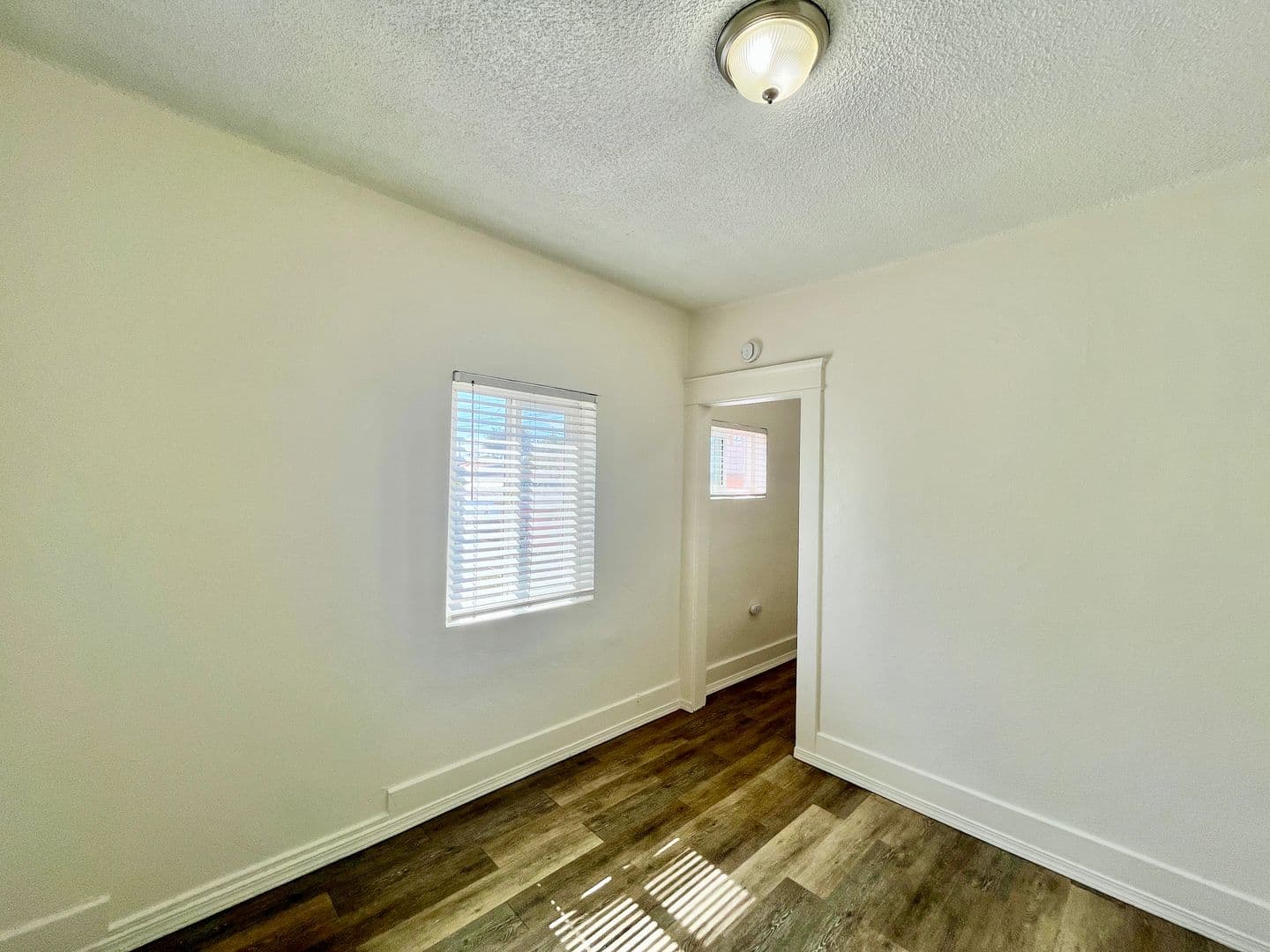 San Diego Apartment: 2143 Franklin Ave