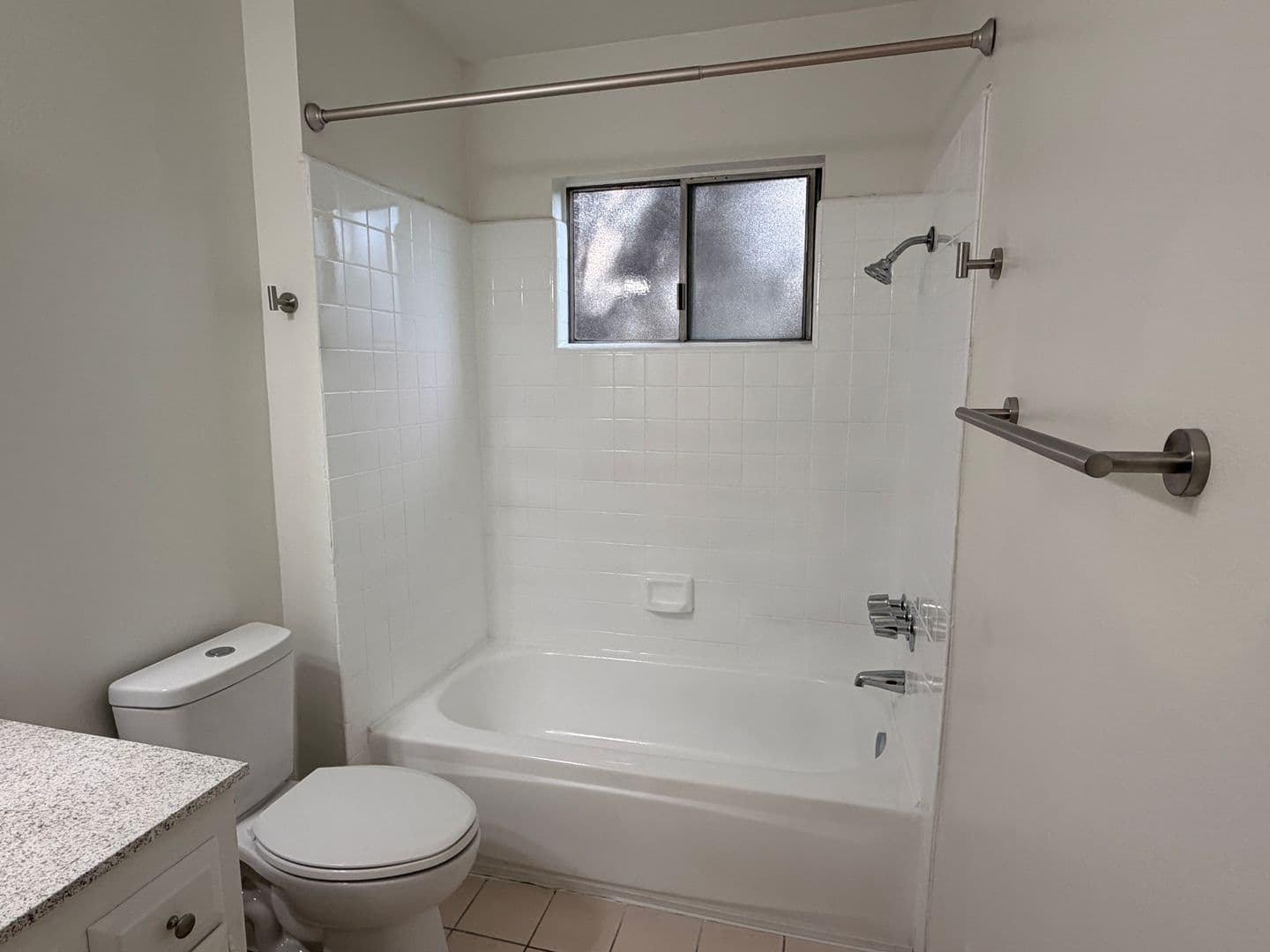 Garden Grove Apartment: 13200 Casa Linda Ln
