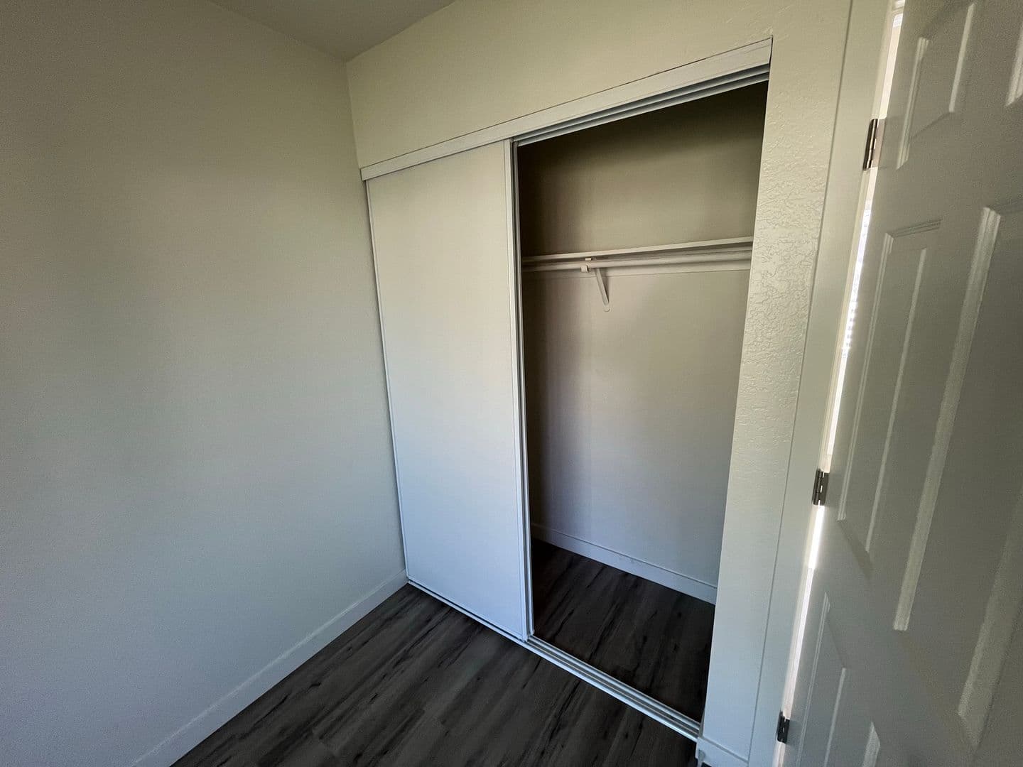 Costa Mesa Apartment: 2522 Elden Ave
