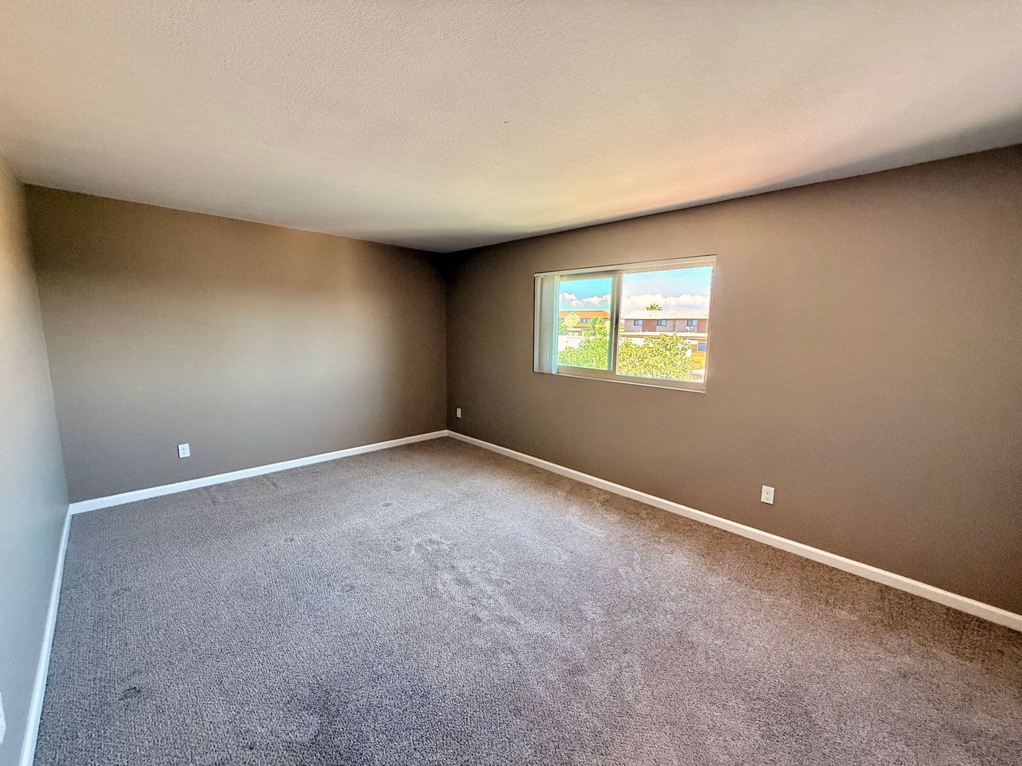 Imperial Beach Apartment: 1300 Holly Avenue