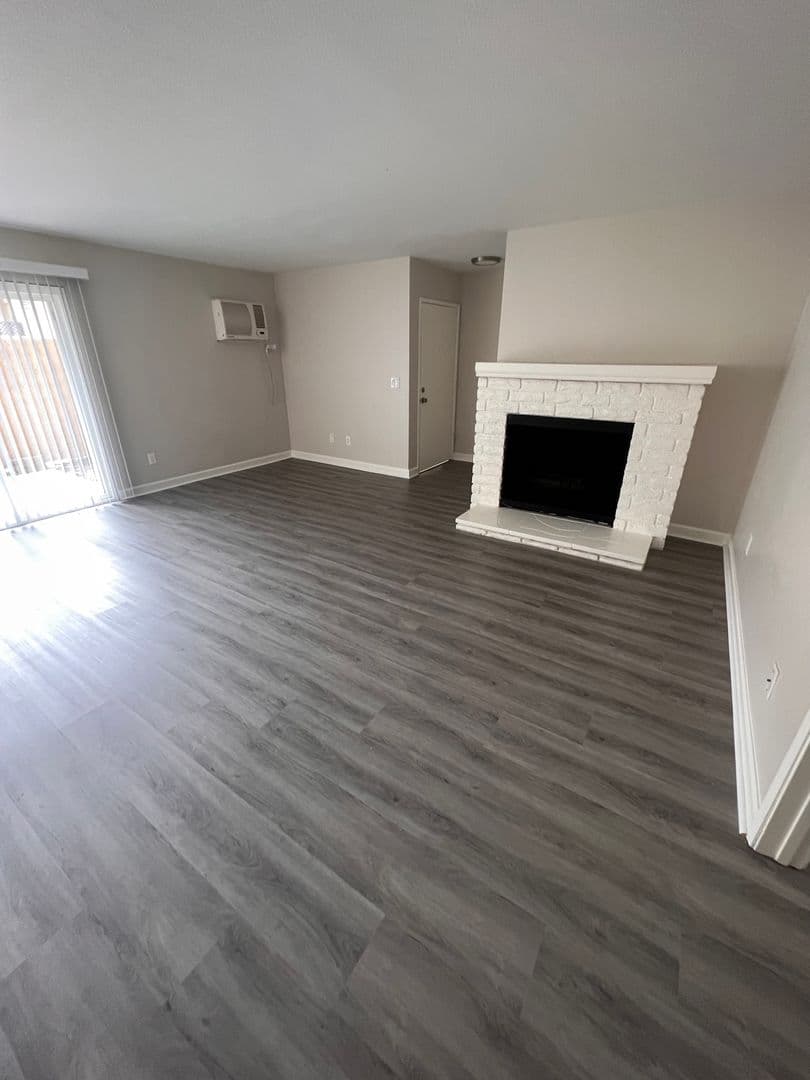 Buena Park Apartment: 7720 Crescent Ave