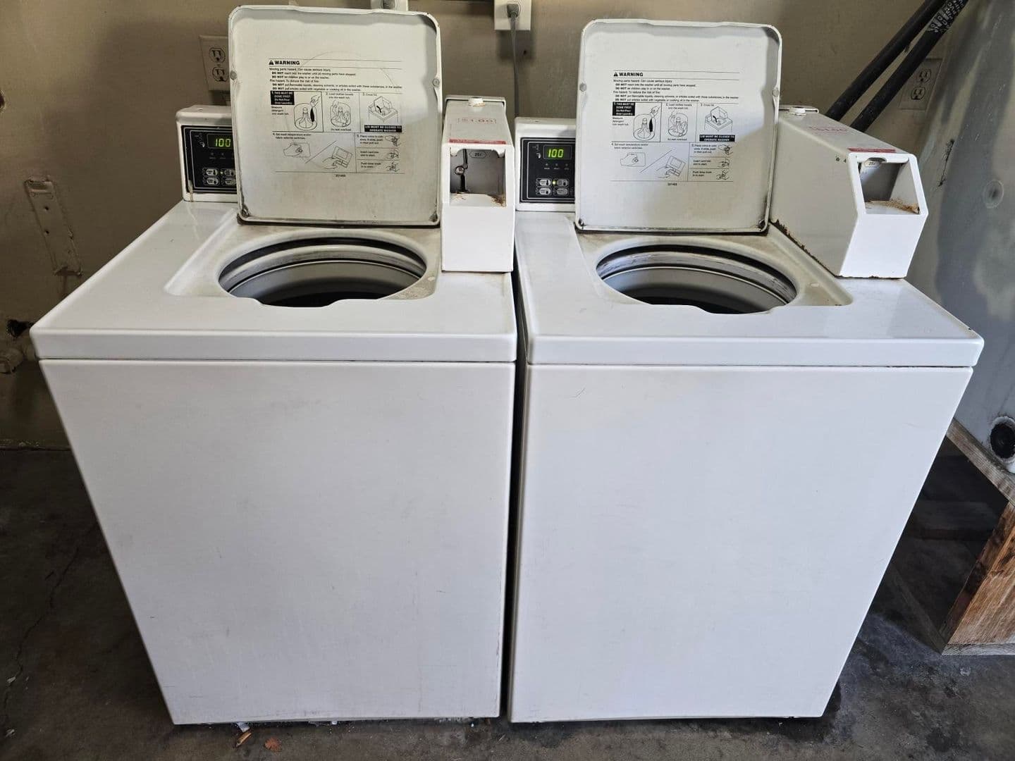 Santa Ana Apartment: 116 S  Orange Ave
