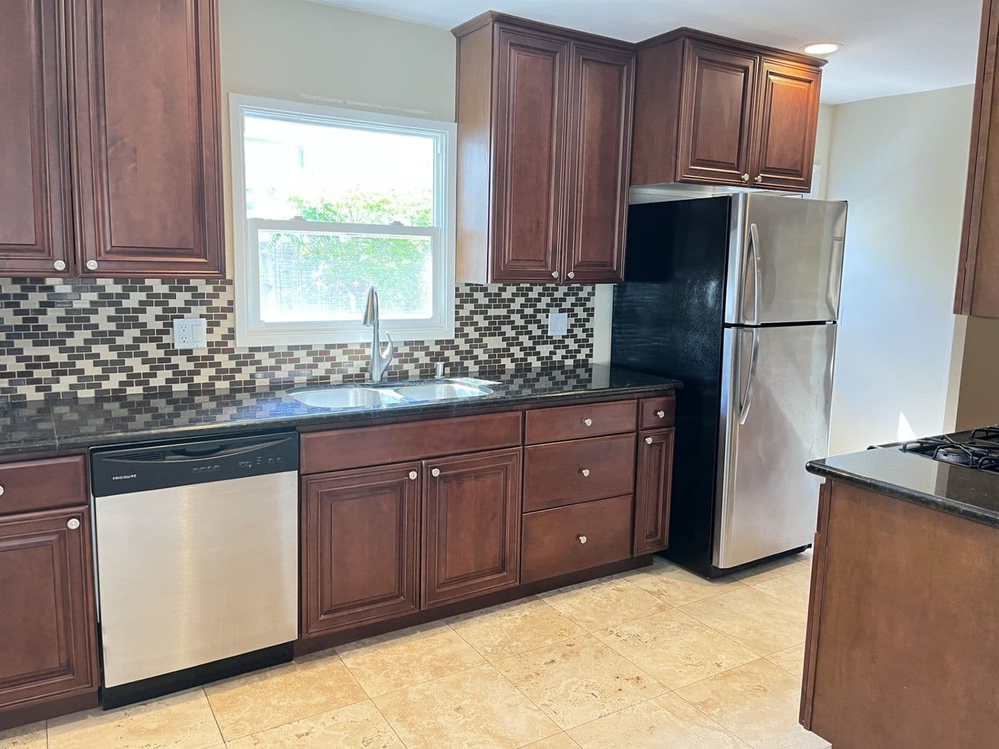 San Diego House: 5657 Barclay Ave
