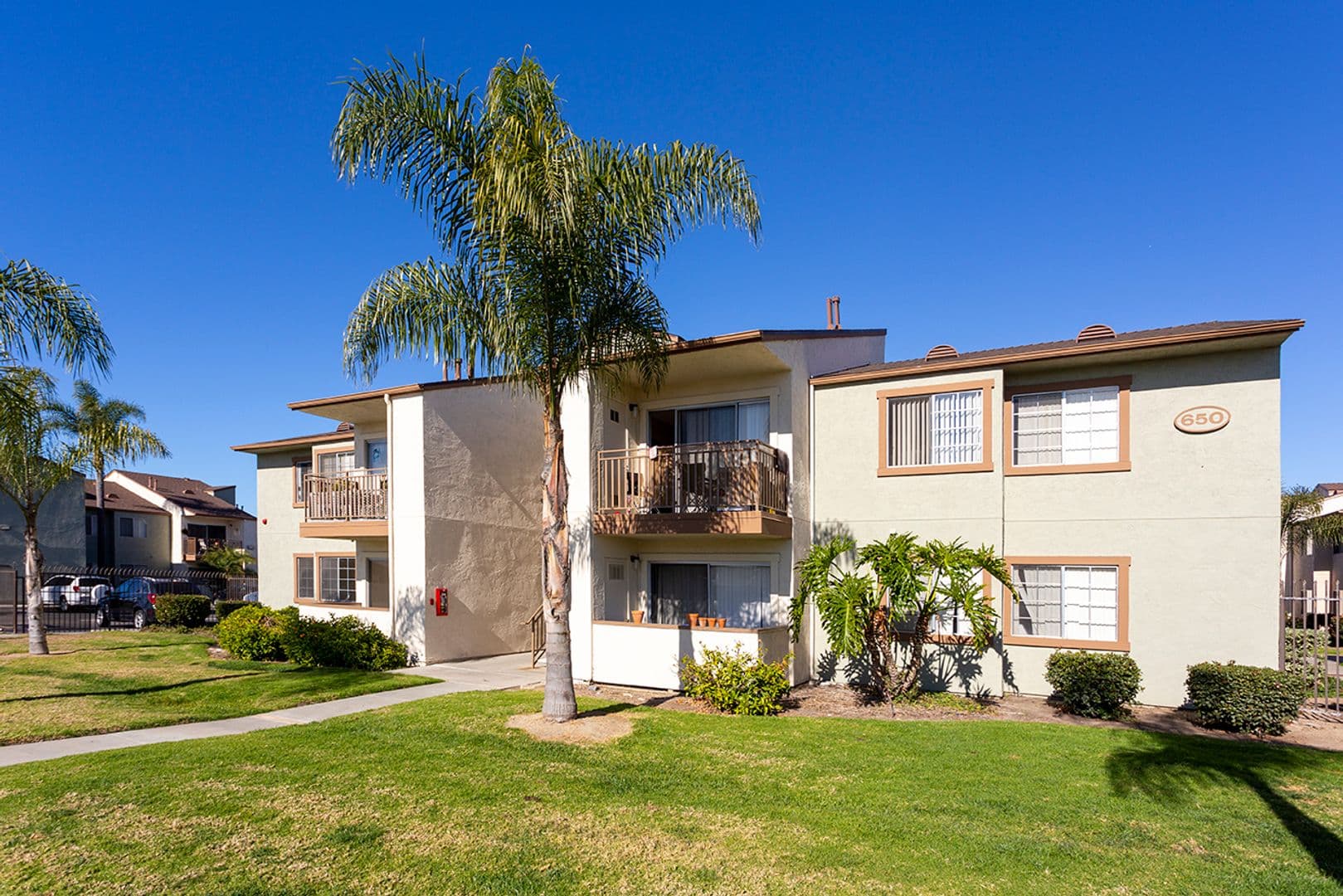 Chula Vista Apartment: 652 Moss St