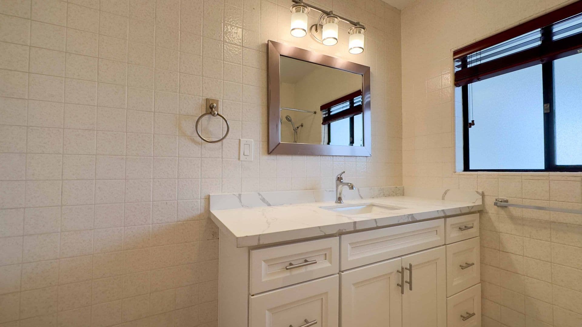 San Diego Apartment: 2446 Brant St.