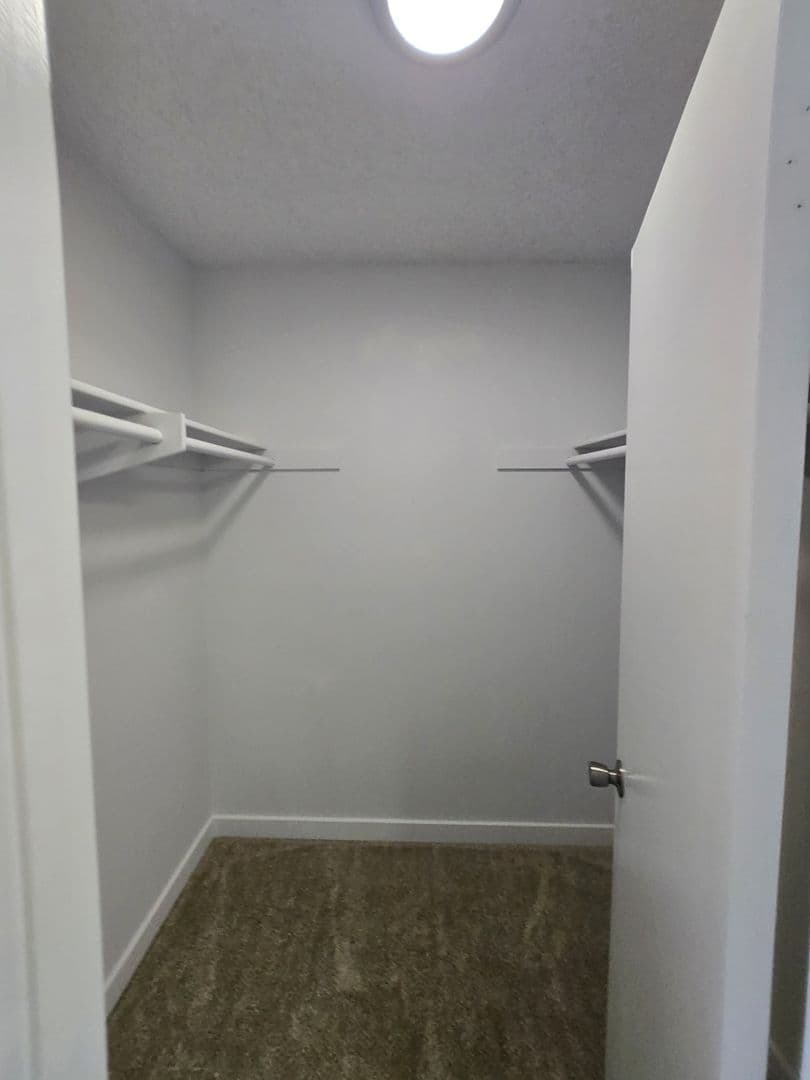 Chula Vista Apartment: 652 Moss St