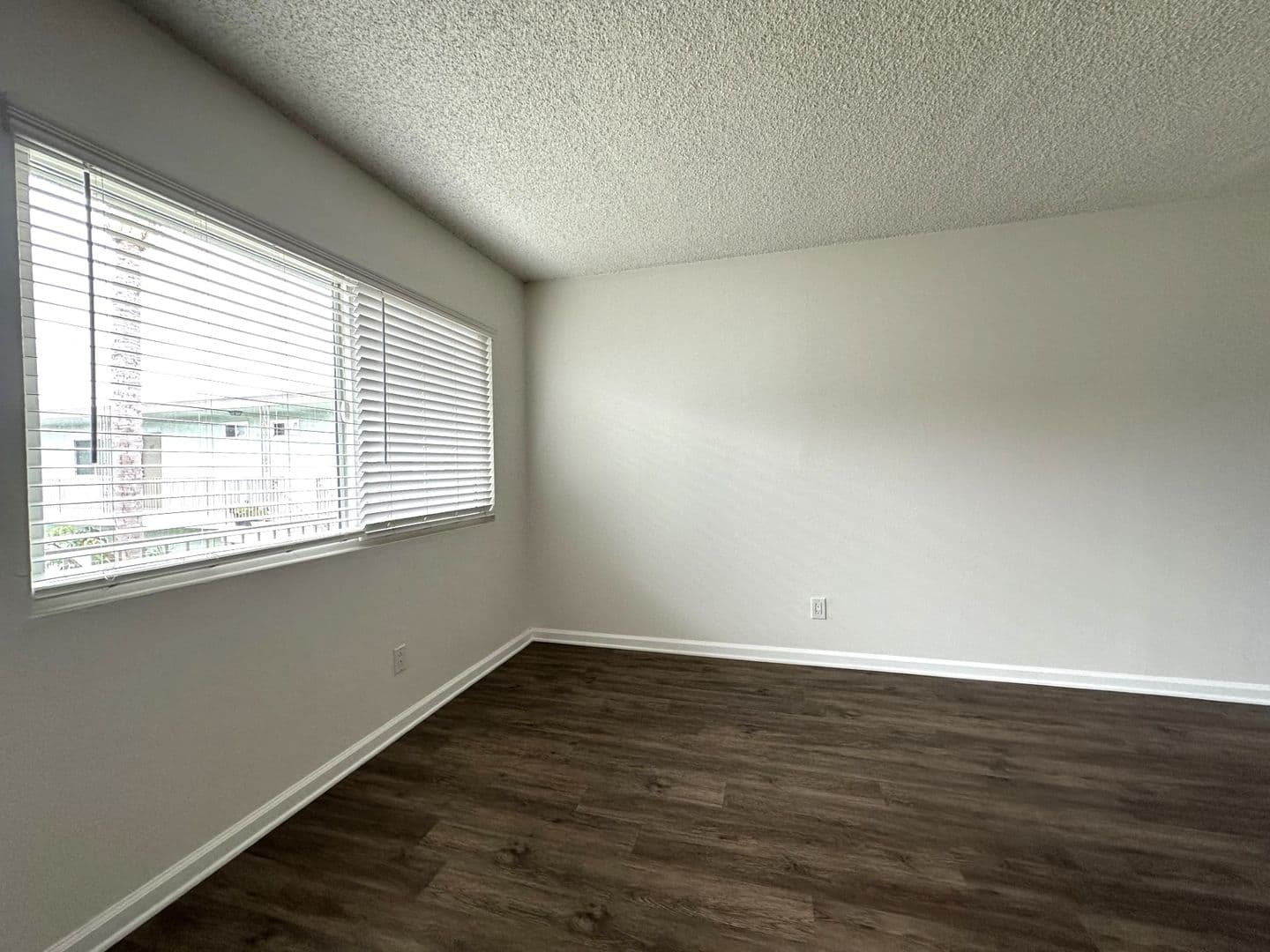 Chula Vista Apartment: 210 Quintard St