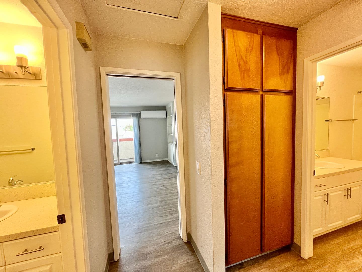 San Diego Condo: 4415 Clairemont Dr