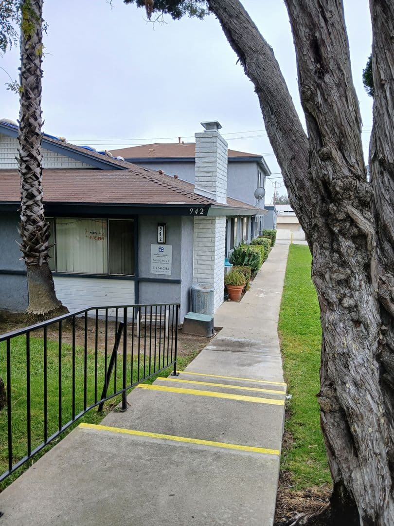 Upland Apartment: 942 Springfield St