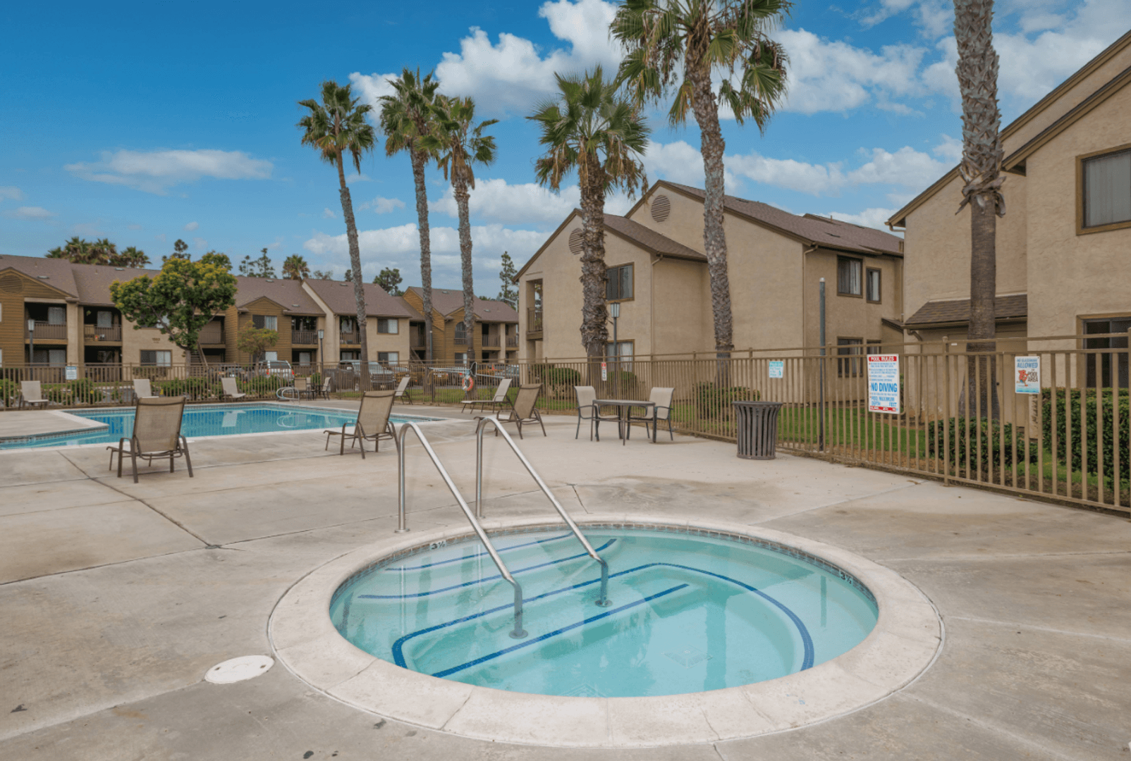 San Diego Apartment: 1587 Oro Vista Road